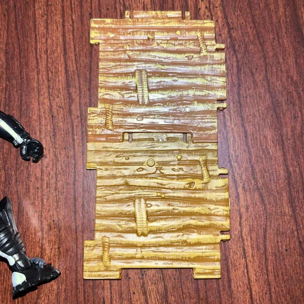 4-inch Fortnite Solo Mode Teknique & Skull Trooper, 2 Pc Wood Building Materials